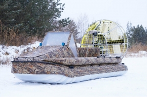 Аэролодка "Берег 520" 